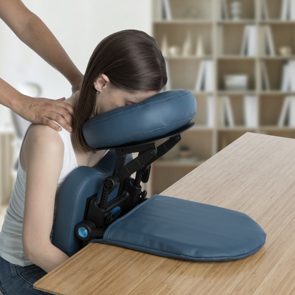 Earthlite TravelMate Massage Kit | Portable Tabletop System – TOA ...